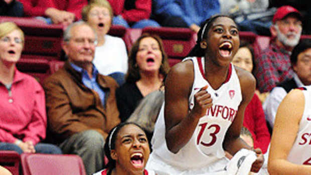 Nnemkadi-Chiney-Ogwumike.gif